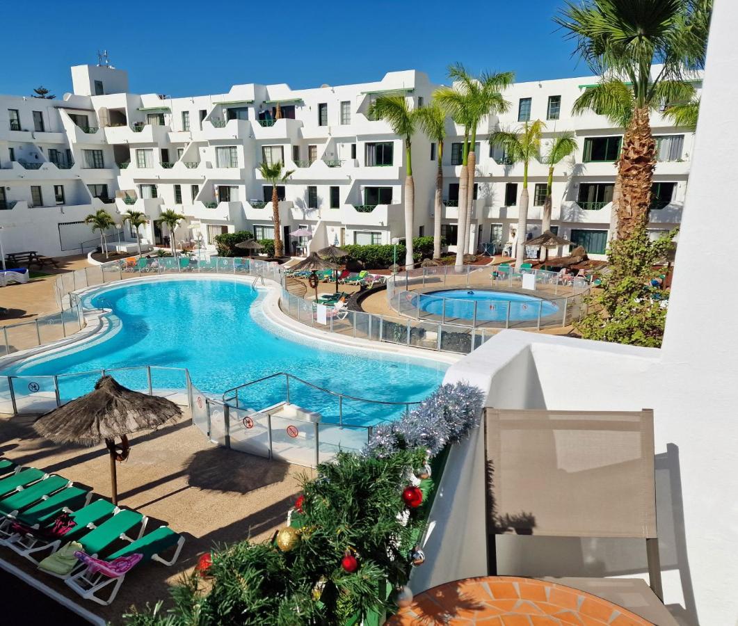 Lovely Apartment Mira With Pool Puerto del Carmen  Exteriör bild