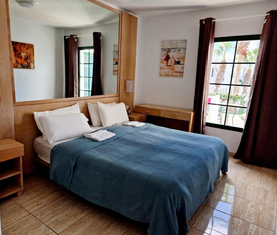 Lovely Apartment Mira With Pool Puerto del Carmen  Exteriör bild